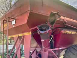 1997 Sunflower 8750 750