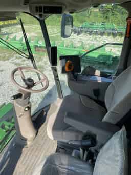 2017 John Deere S680 Image