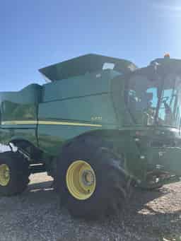 2019 John Deere S770 Image