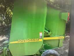 1999 John Deere 566 Image