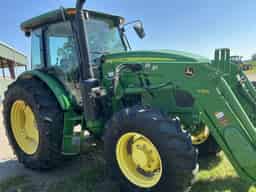 2018 John Deere 6120E Image