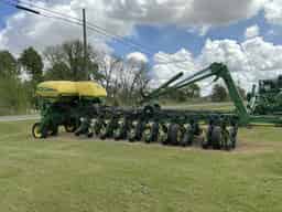 2007 John Deere 1770NT CCS Image