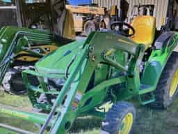 2022 John Deere 3035D Image