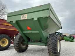 1996 A&L 600 grain cart Image