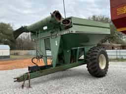 1996 A&L 600 grain cart Image
