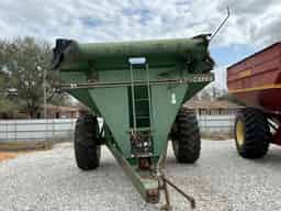 1996 A&L 600 grain cart Image
