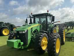 2018 John Deere 8320R Image