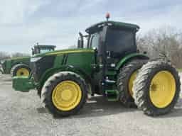 2018 John Deere 7210R Image