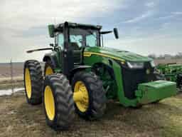 2022 John Deere 8R 340 Image
