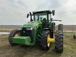 2022 John Deere 8R 340 Image