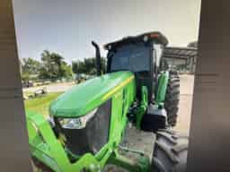 2022 John Deere 6135E Image
