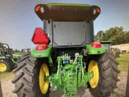 2022 John Deere 6135E Image