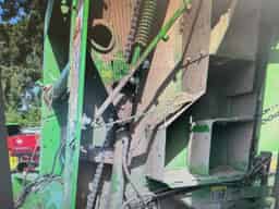 2015 John Deere 569 Image