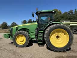 2014 John Deere 8320R Image