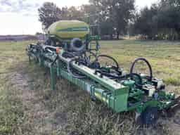 2012 John Deere 1720 Twin Row CCS Image