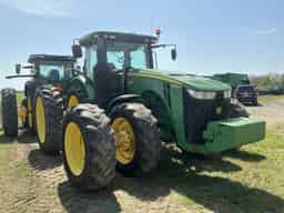 2015 John Deere 8320R Image
