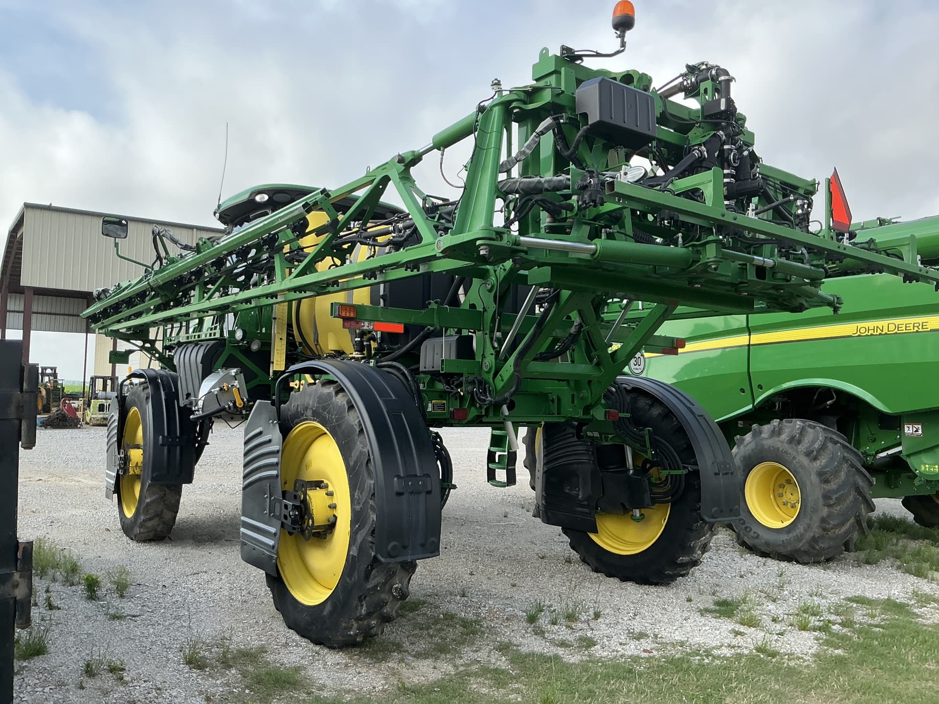 2021 John Deere R4030 Image