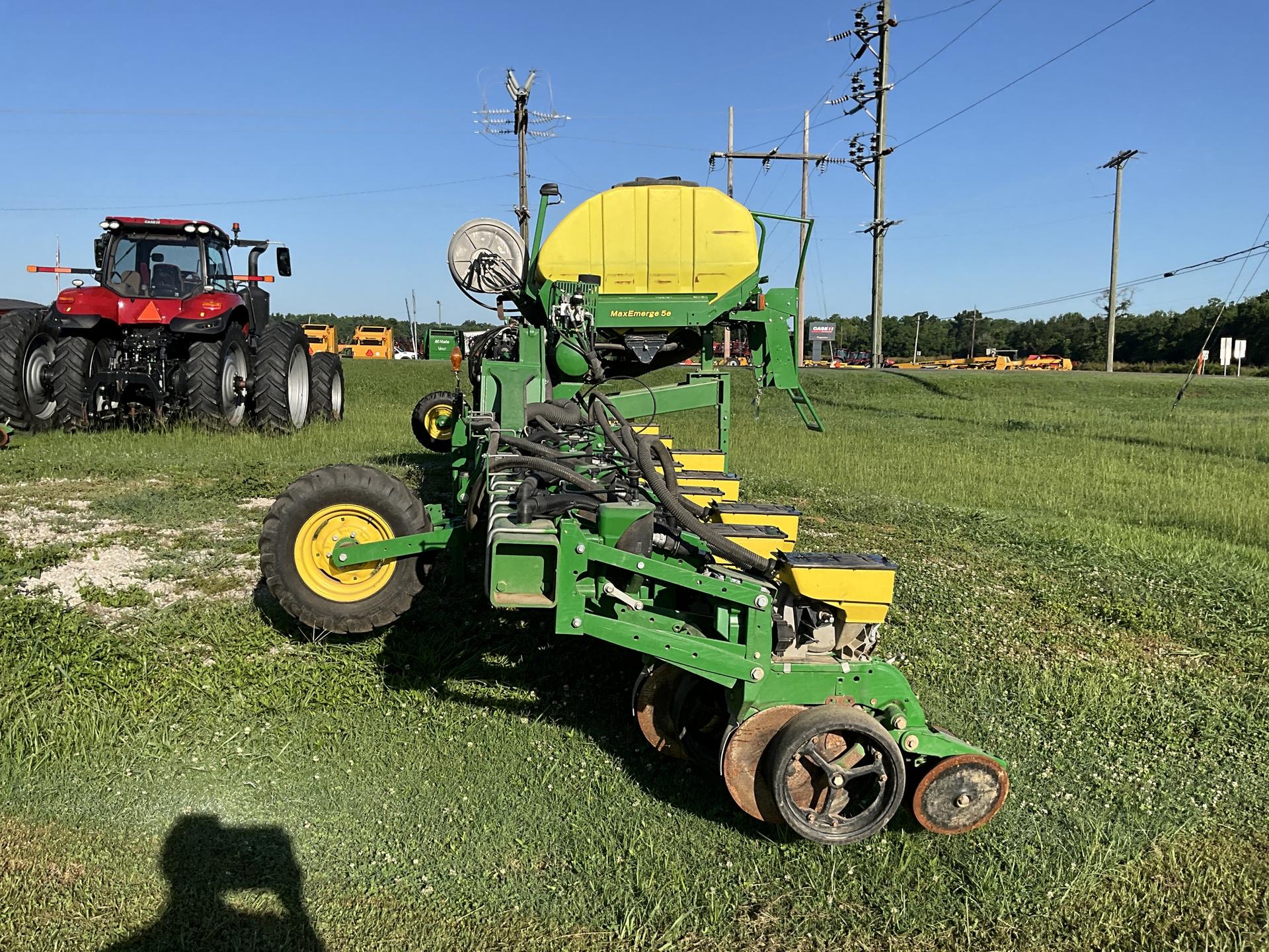 2019 John Deere 1725 CCS 25 rows 19″ Image