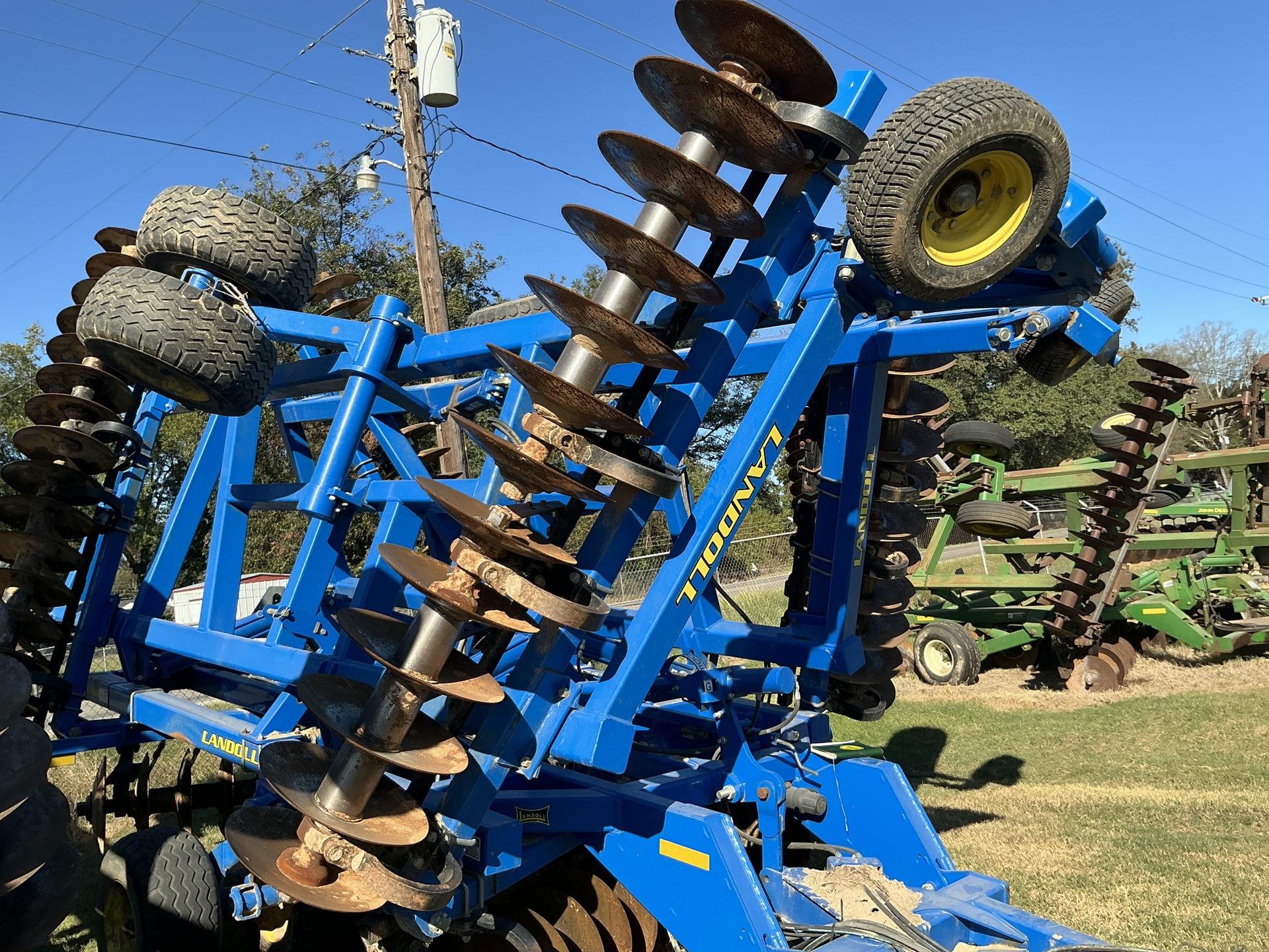 2019 Landoll 6231-29 Image