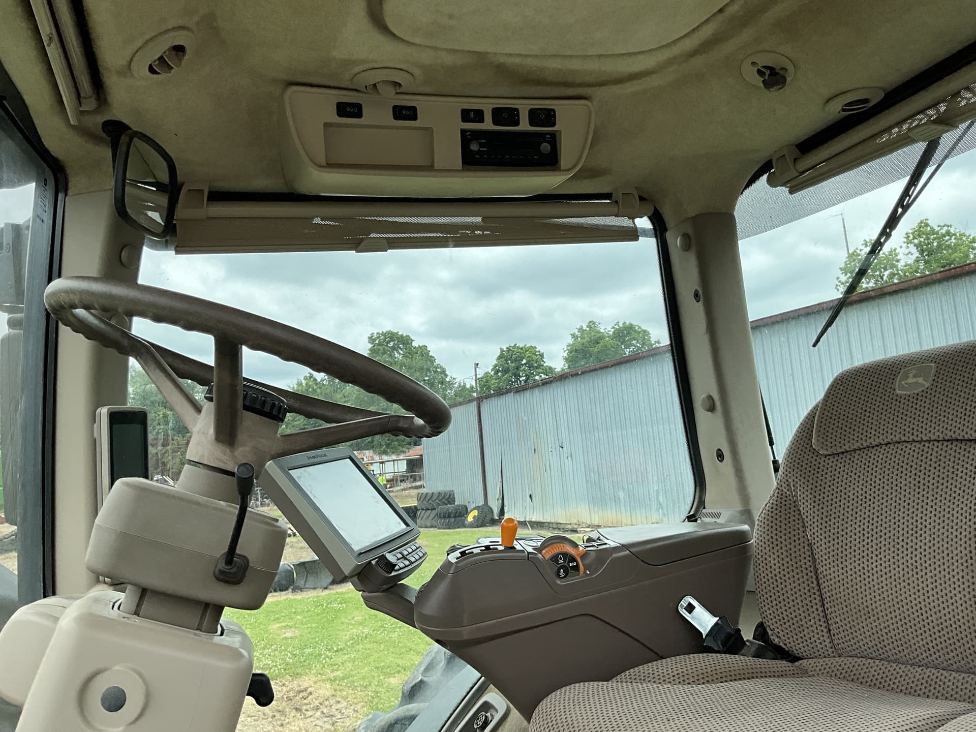 2018 John Deere 8320R Image