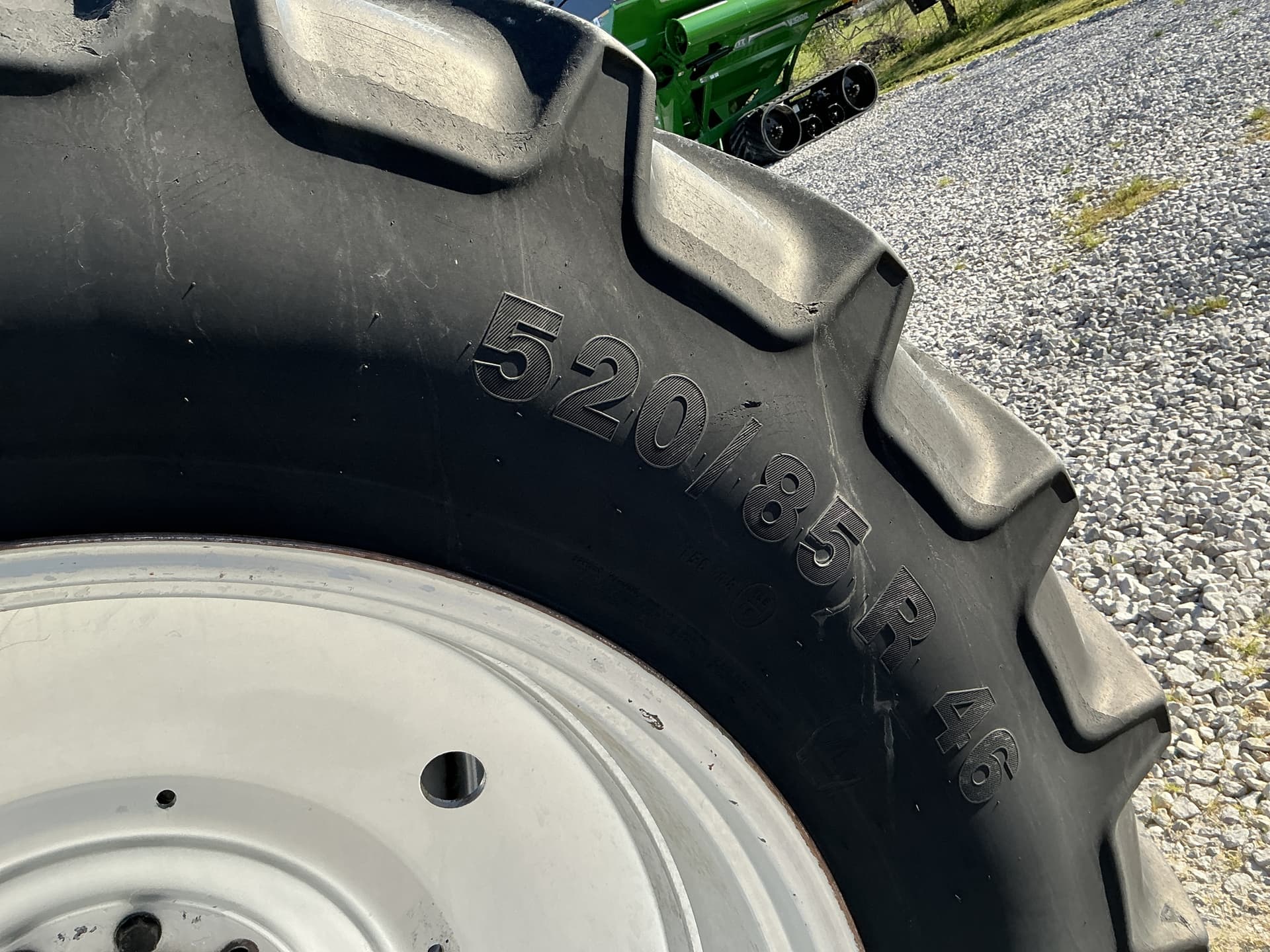 2010 Case IH MX 305 Image