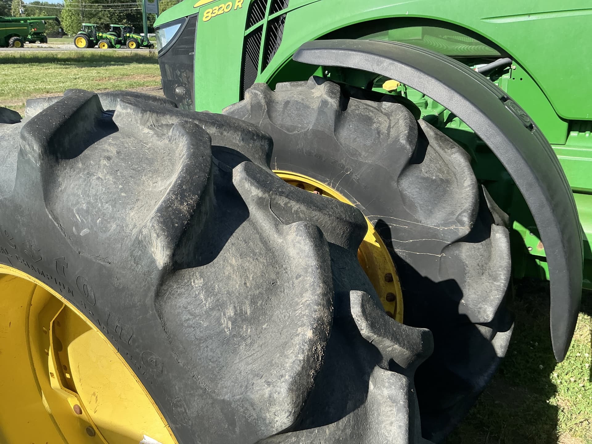 2015 John Deere 8320R Image
