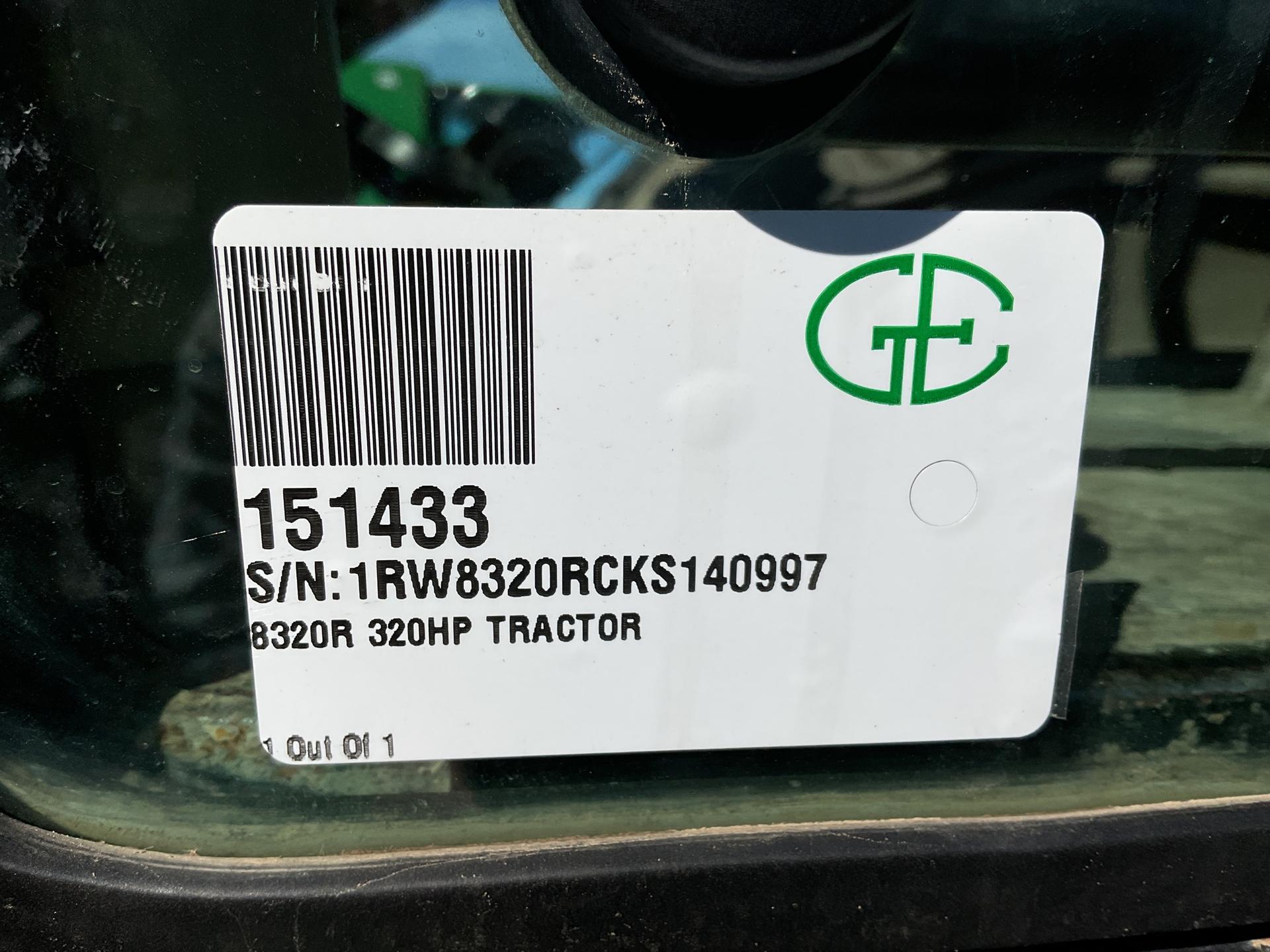 2019 John Deere 8320R