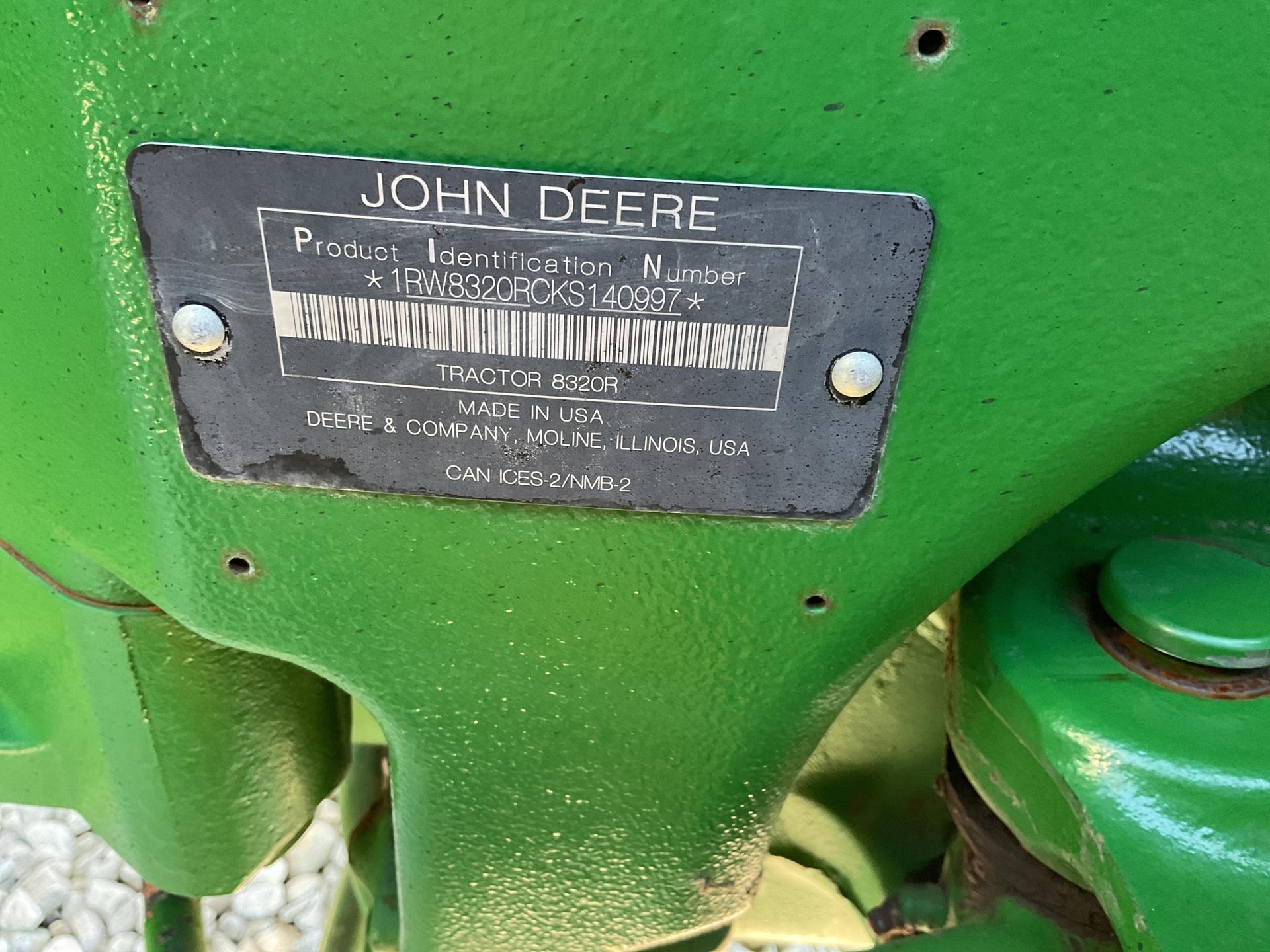 2019 John Deere 8320R