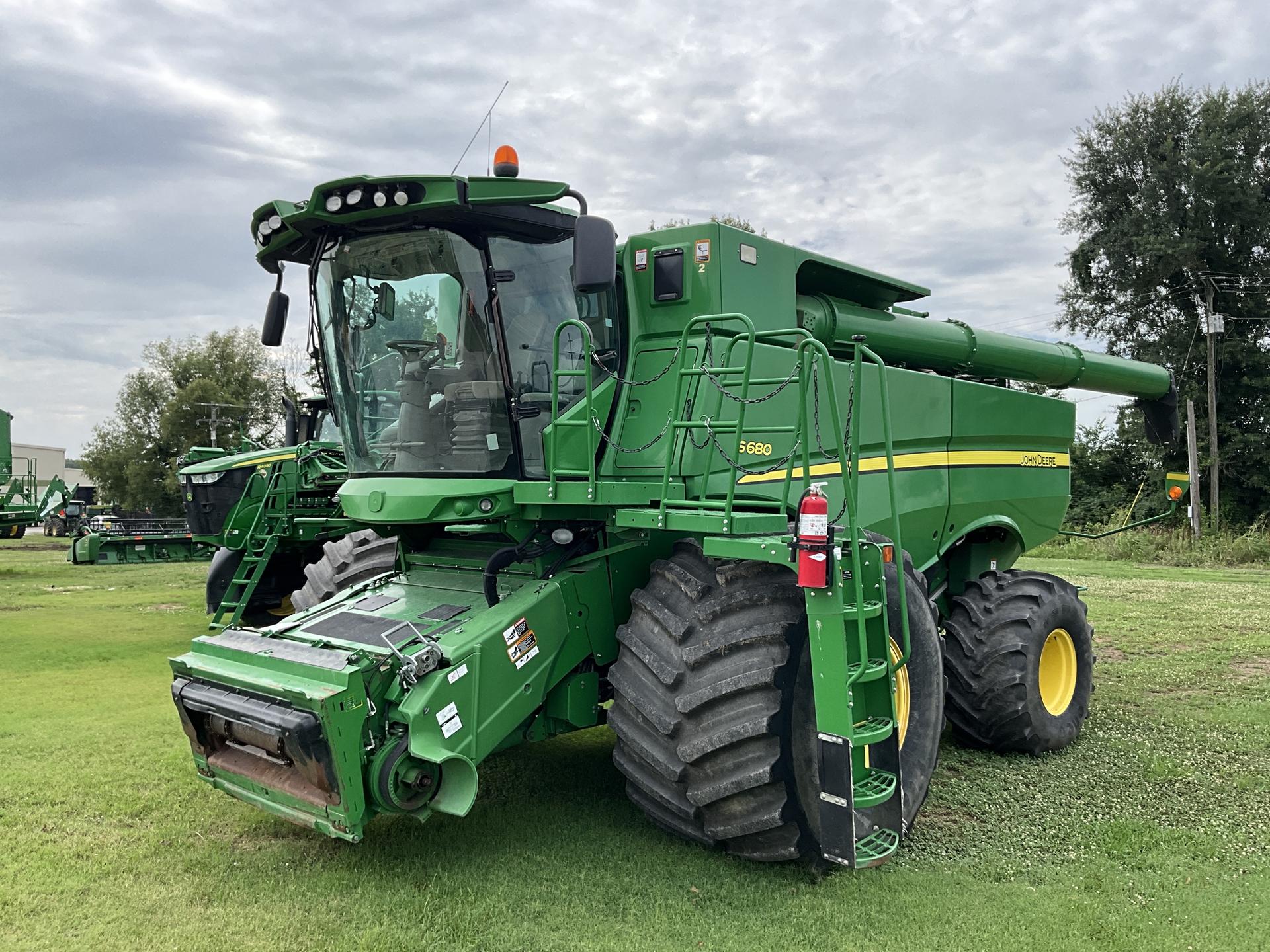 2017 John Deere S680