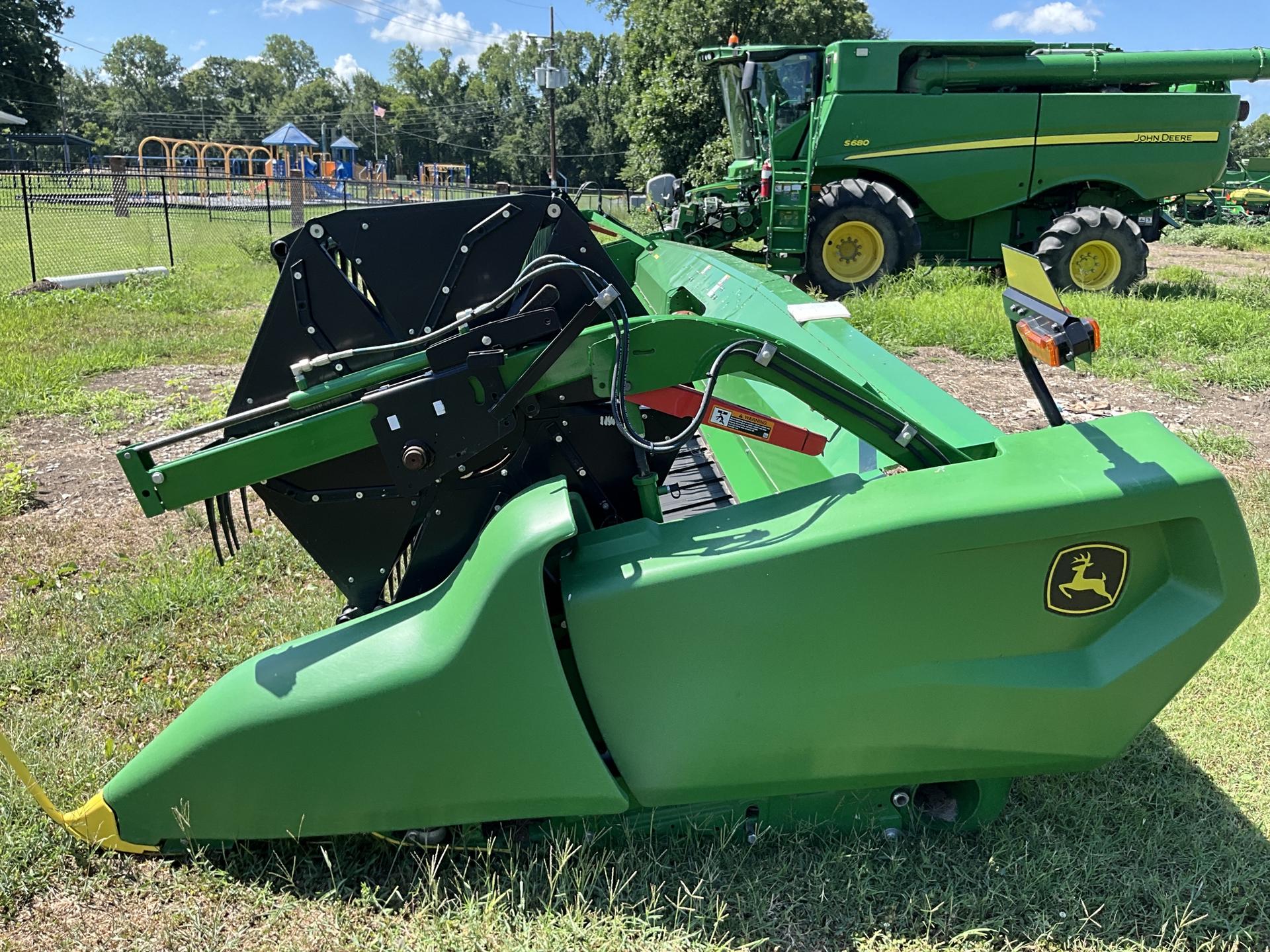 2021 John Deere RD35F