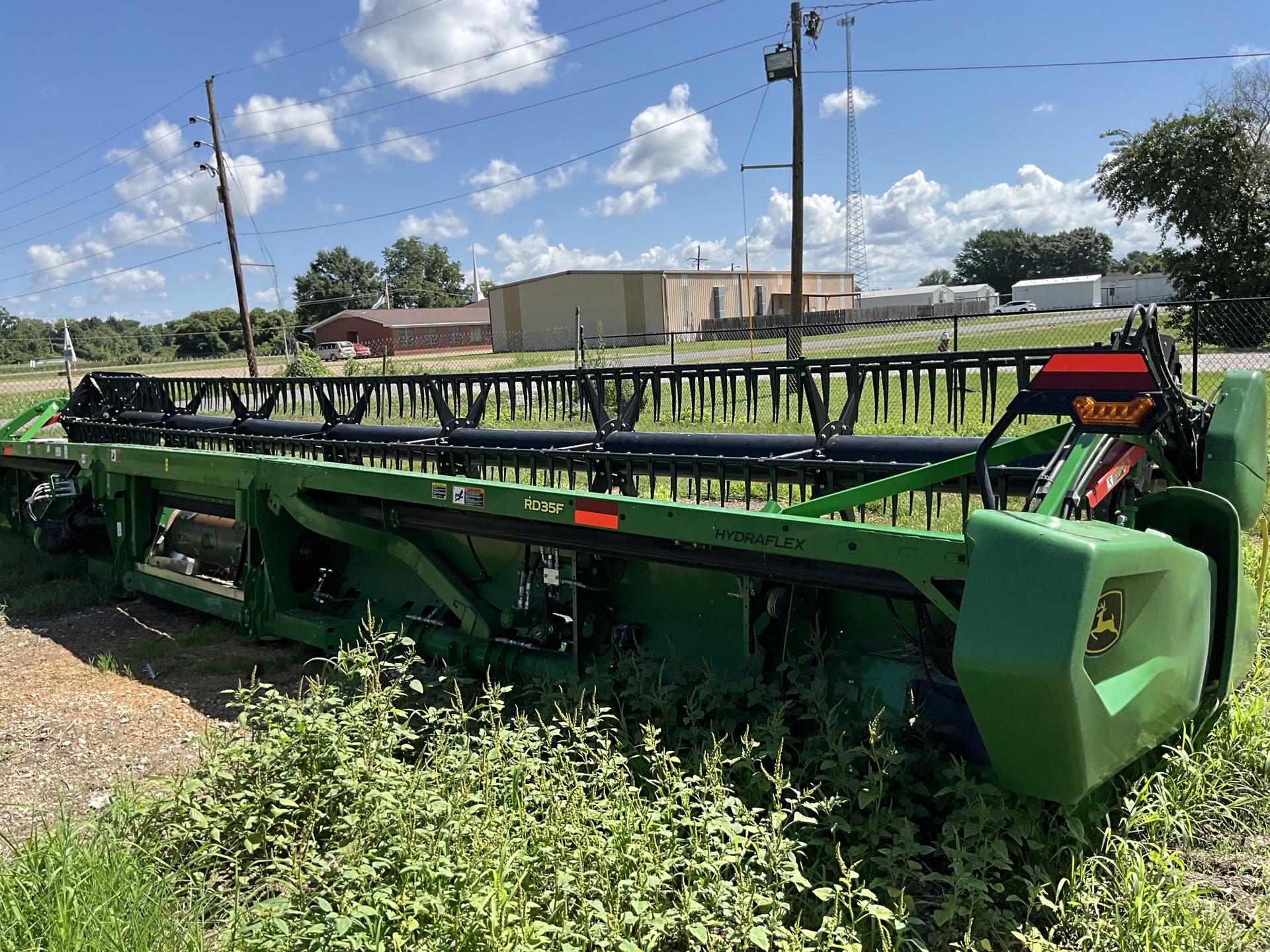 2021 John Deere RD35F