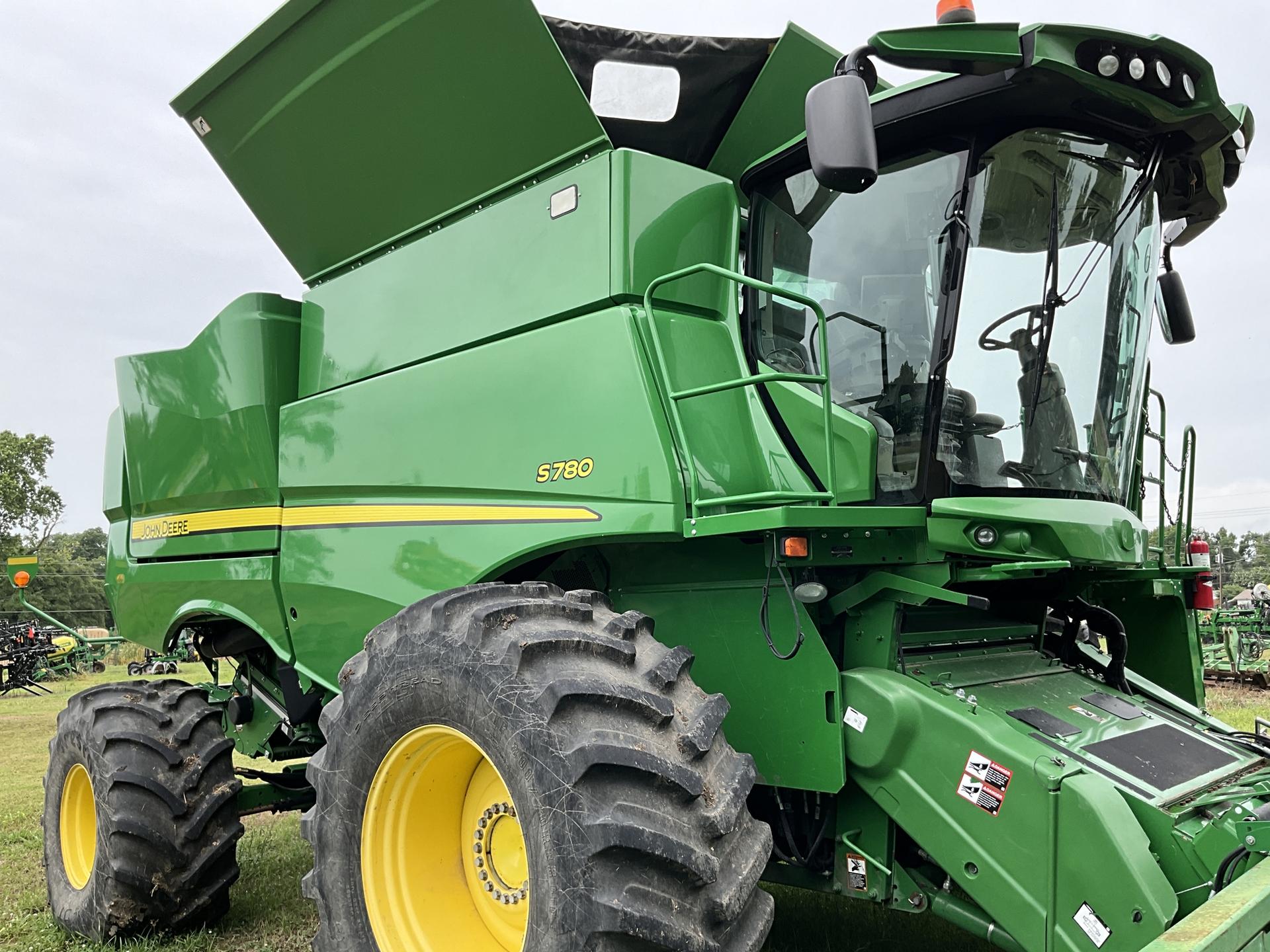 2019 John Deere S780