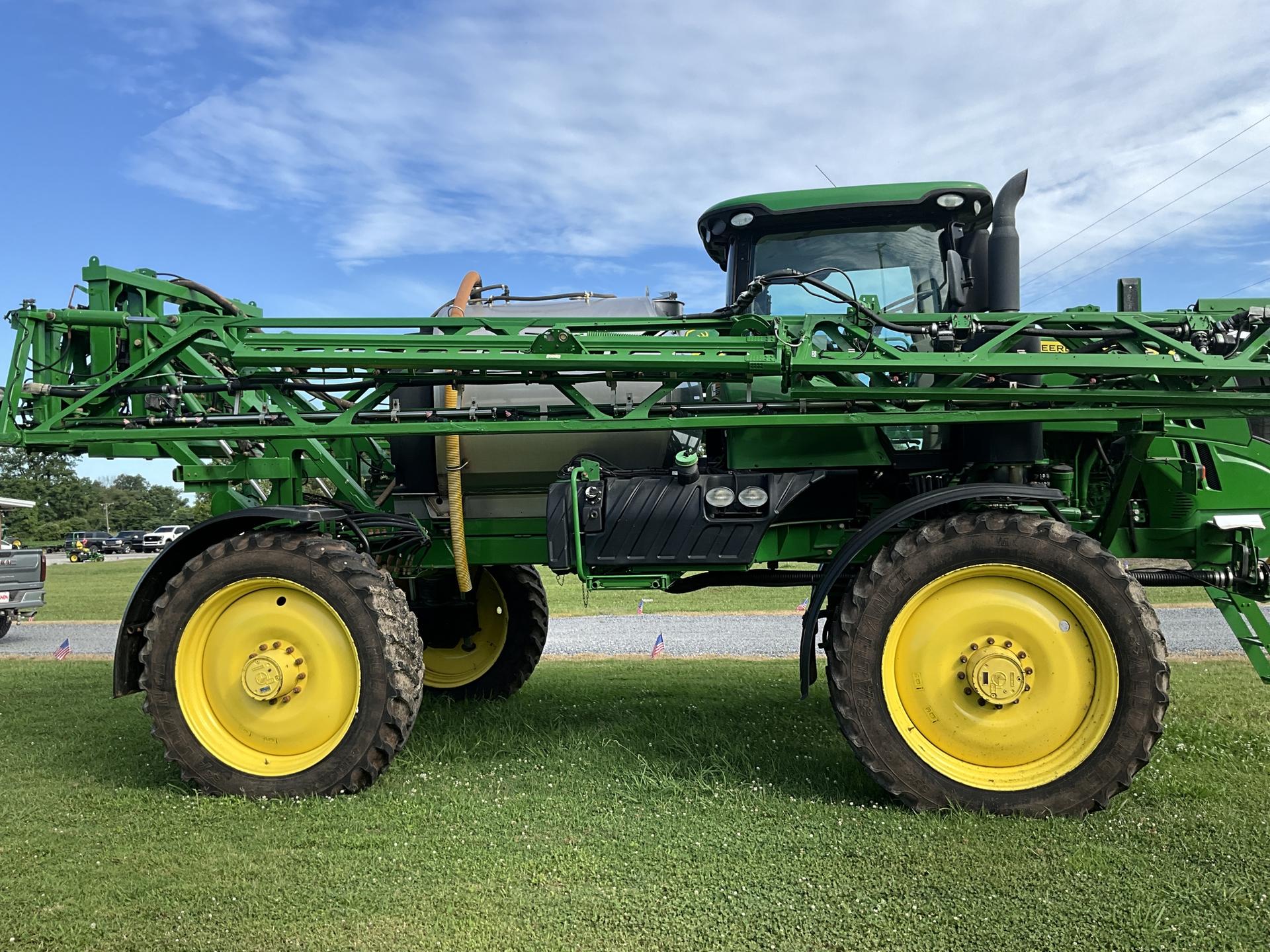 2017 John Deere R4038