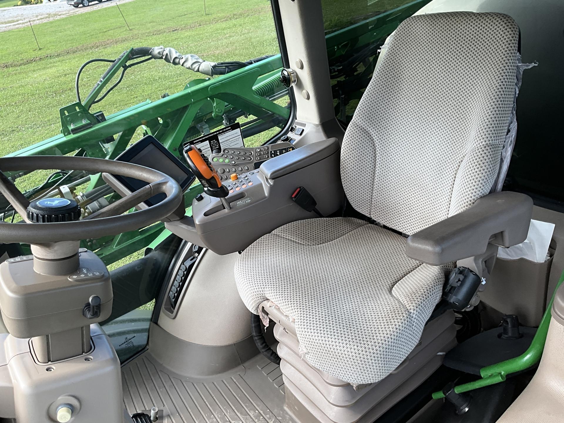 2017 John Deere R4038