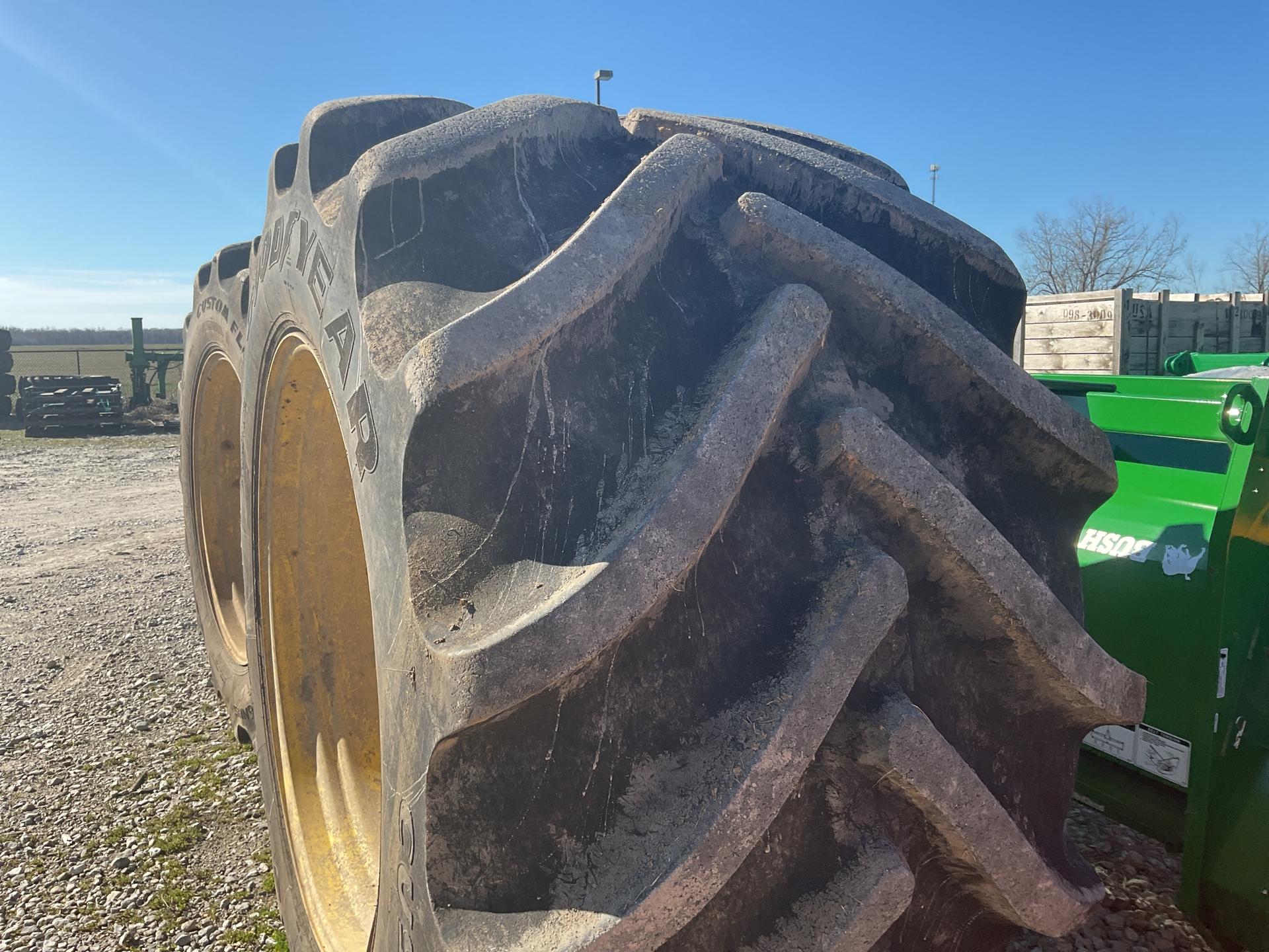 2016 Goodyear 1250/35R46