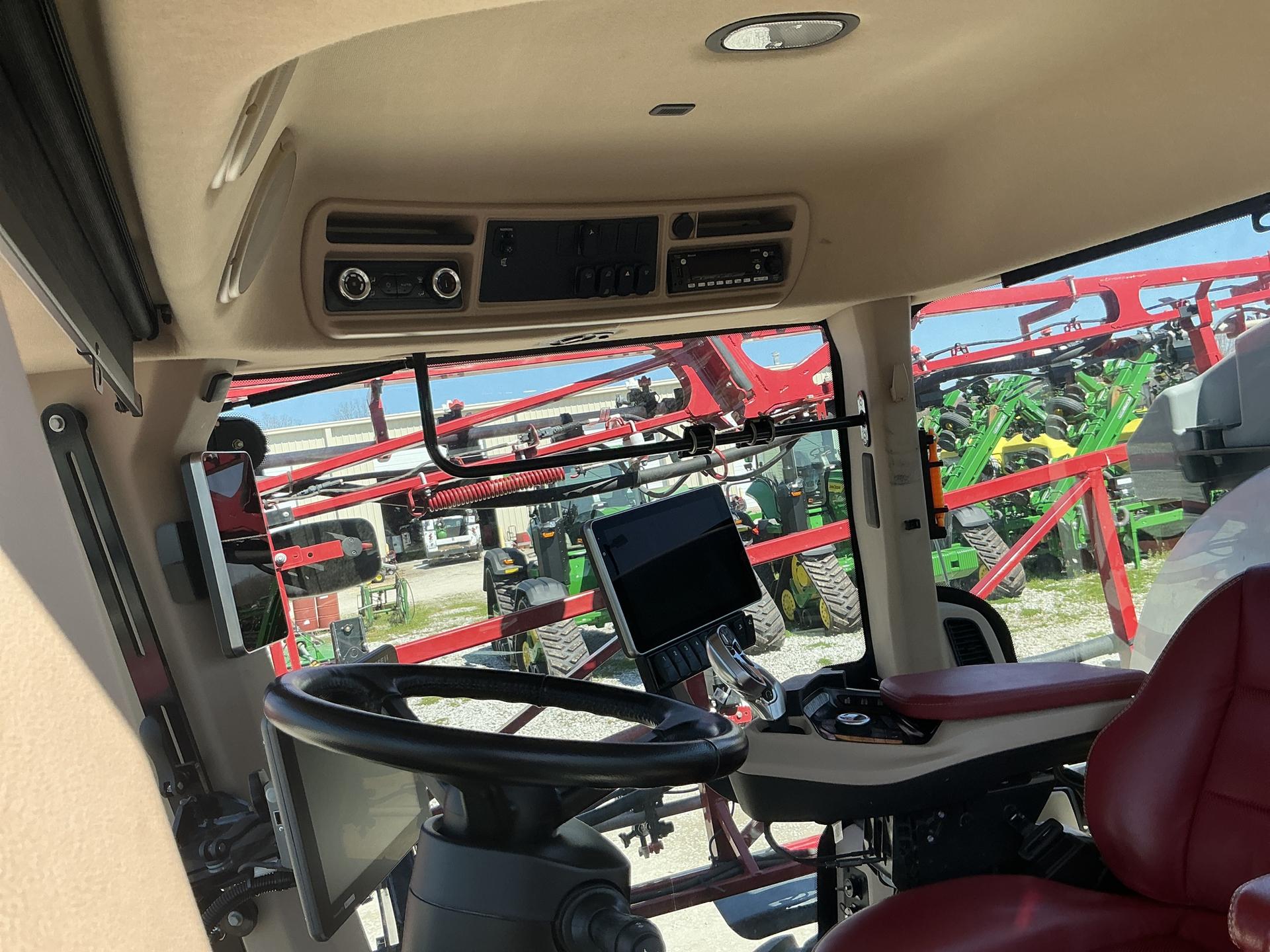 2023 Case IH 325 PATRIOT SPRAYER Image