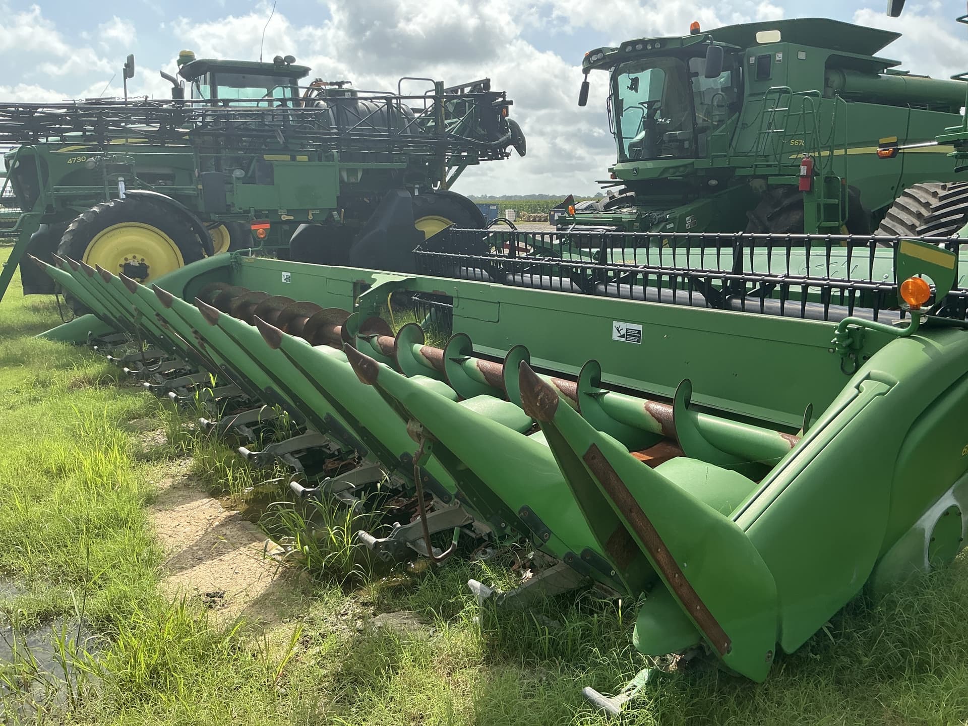 2011 John Deere 612C Image
