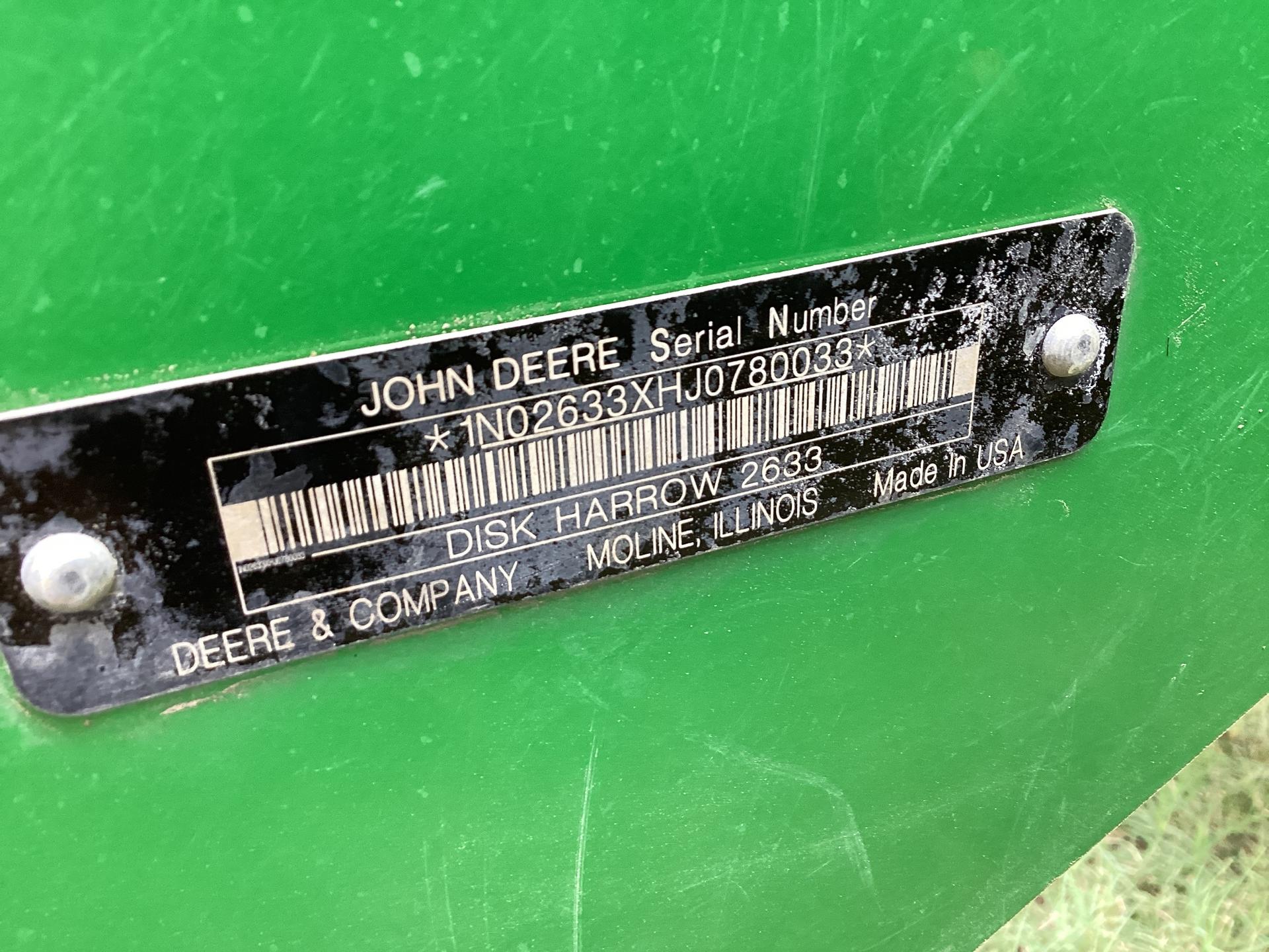 2018 John Deere 2633 30’8