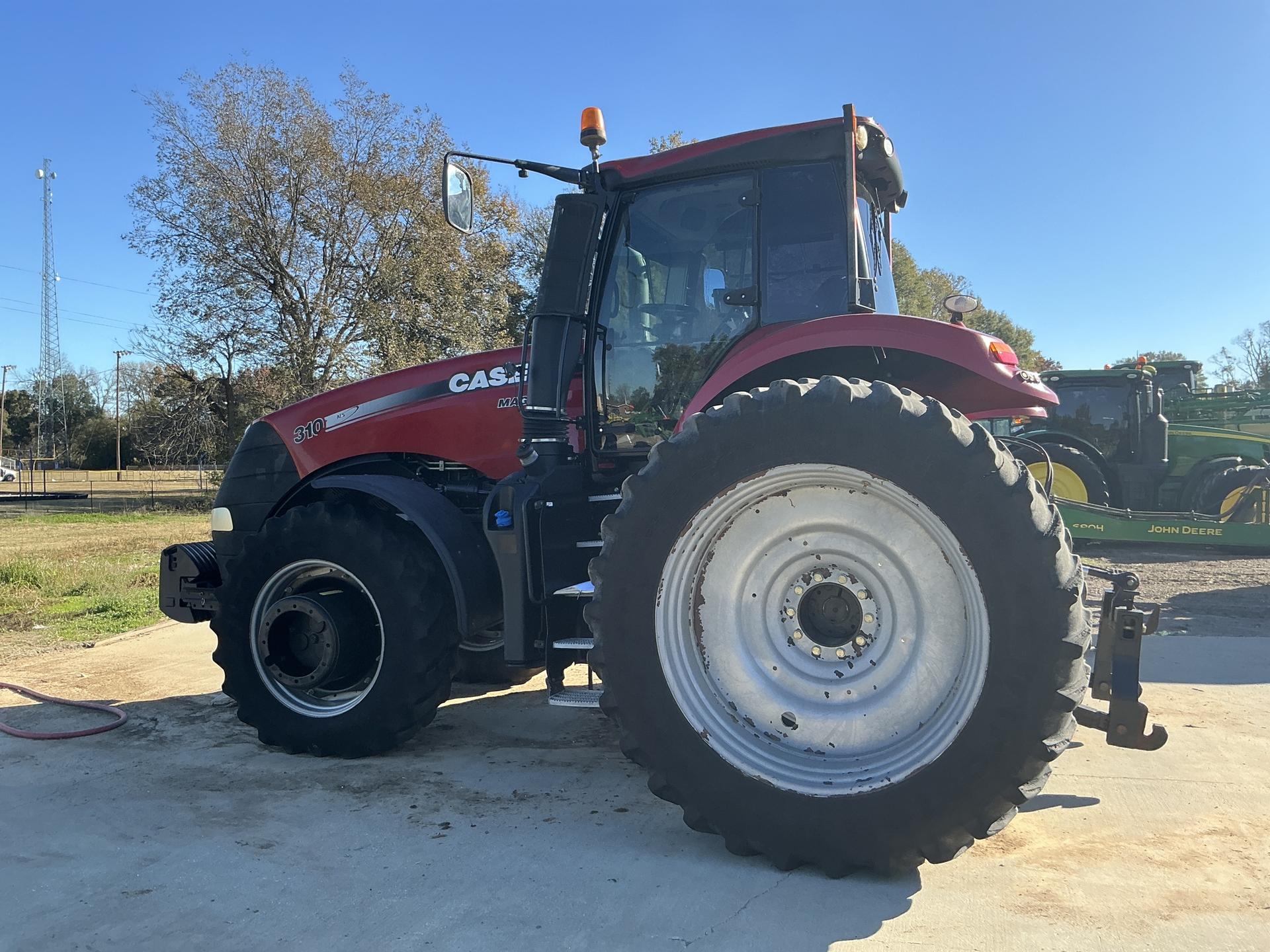 2018 Case IH MAGNUM 310