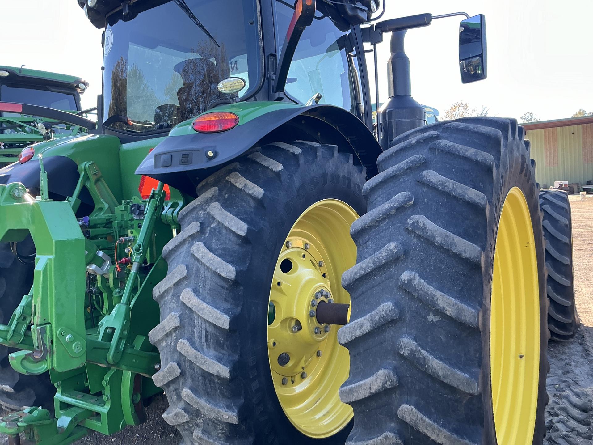 2019 John Deere 8295R Image