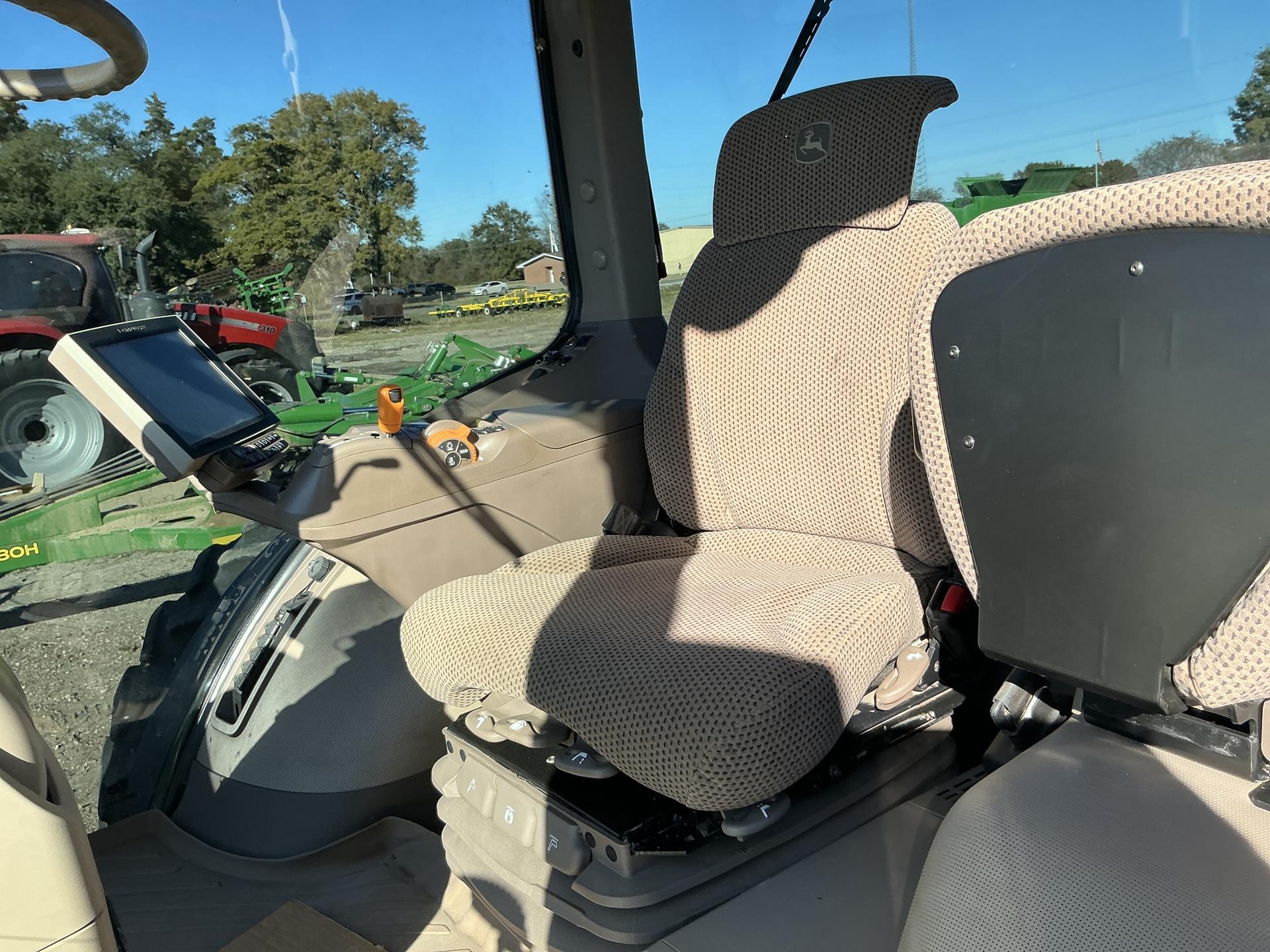 2019 John Deere 8295R Image