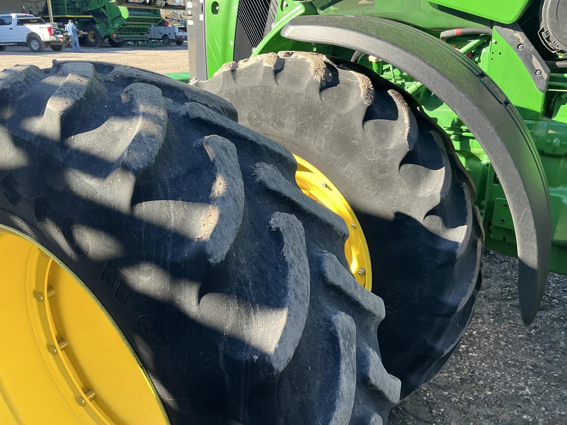 2019 John Deere 8295R Image