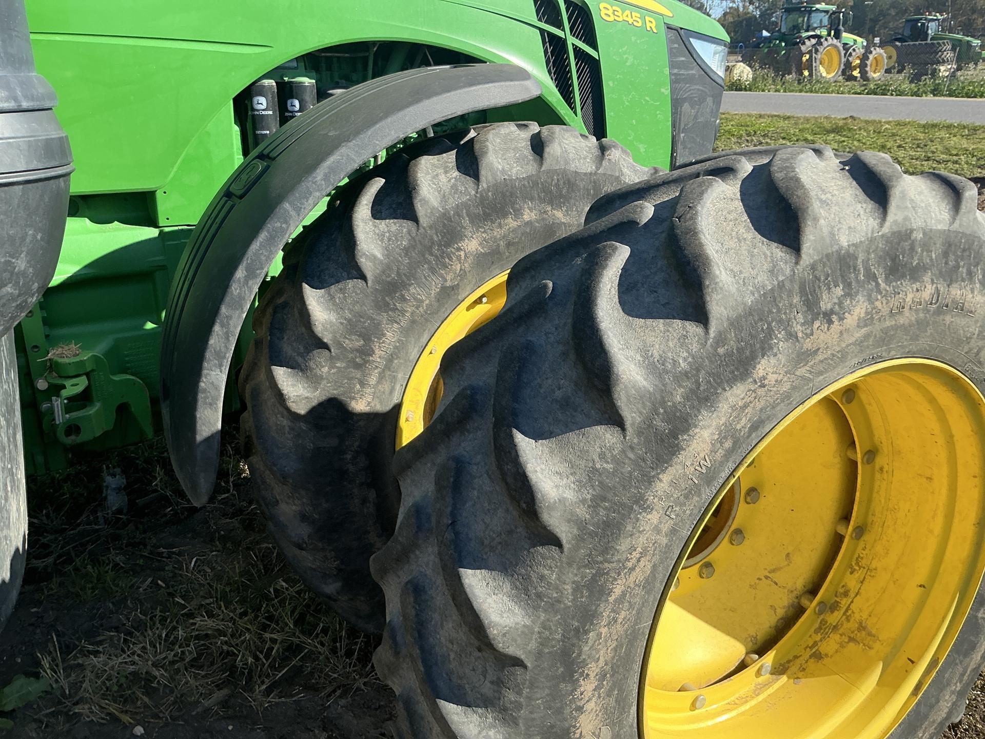 2019 John Deere 8345R