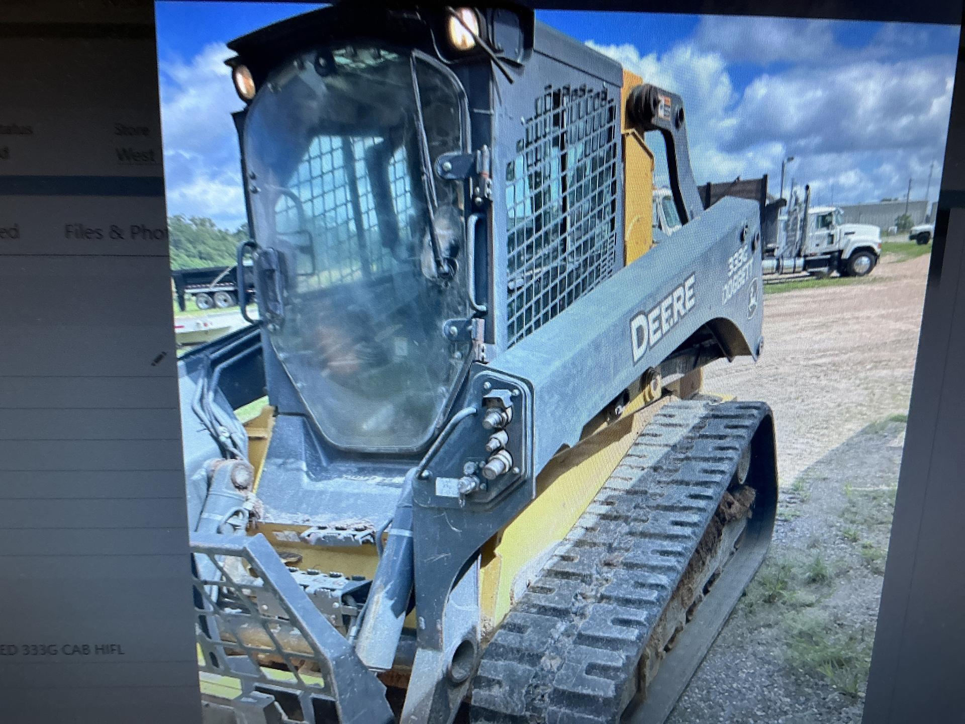 2018 John Deere 333G Image