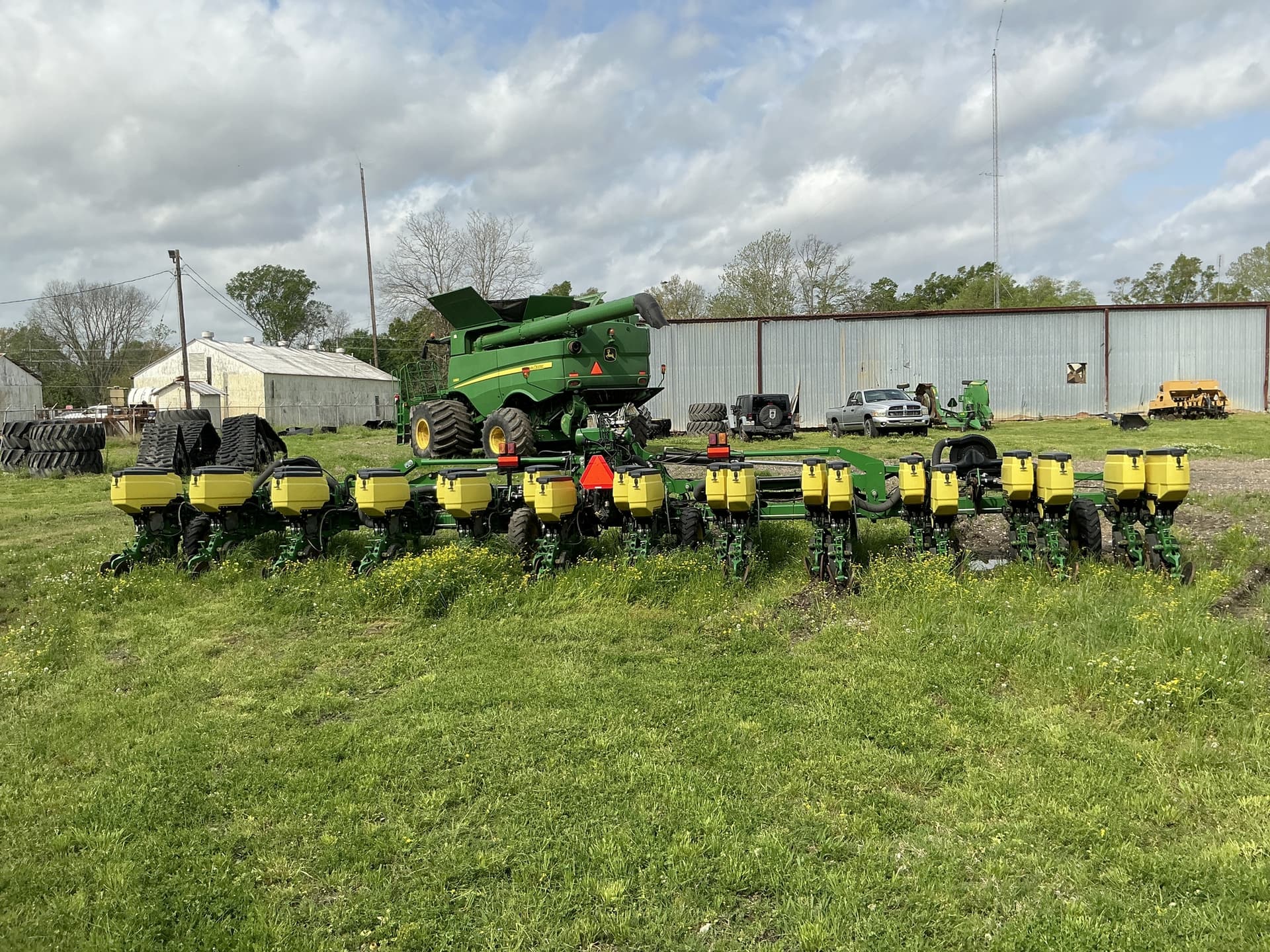 2017 Orthman 1725 planter Image