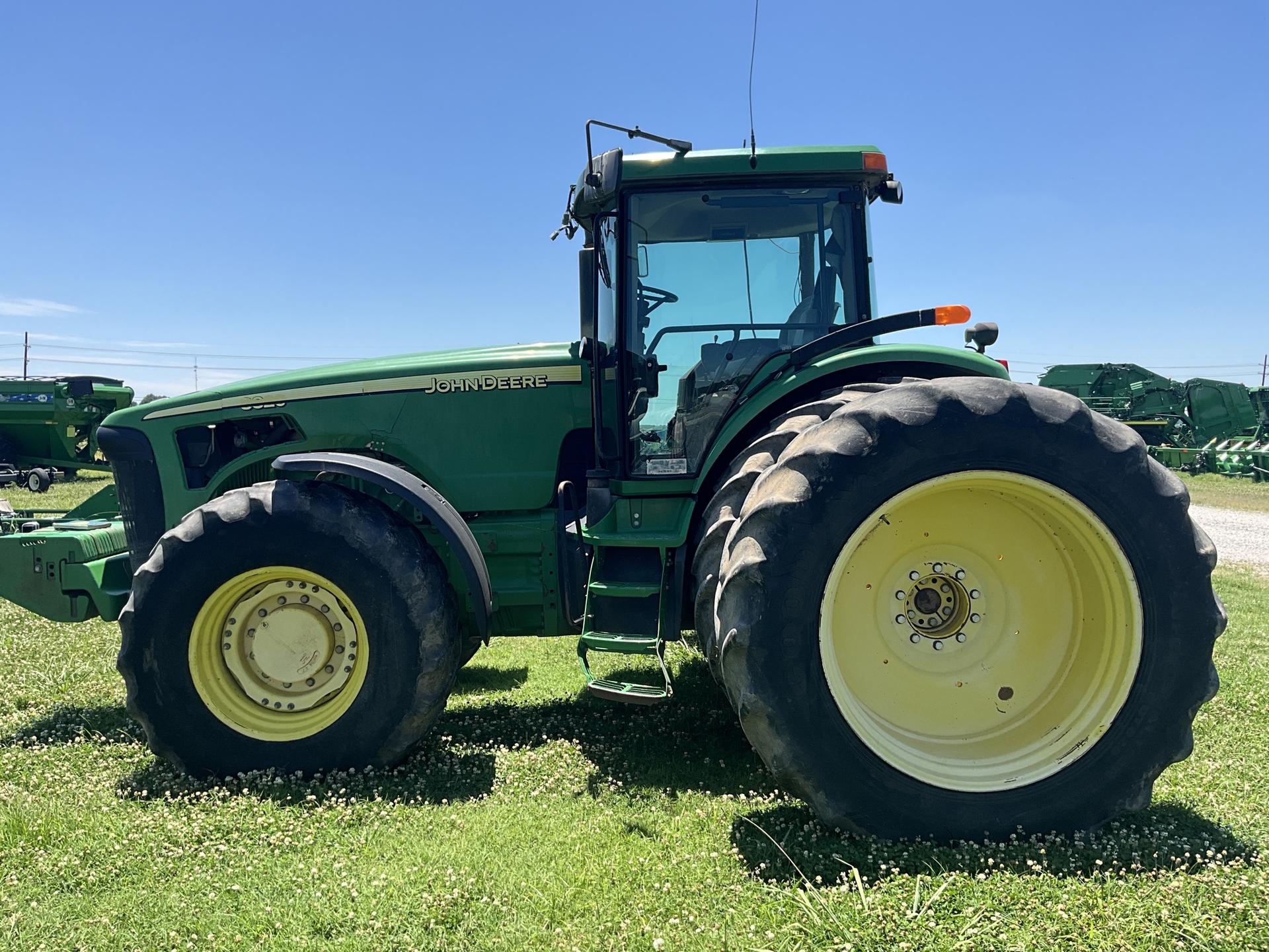 2005 John Deere 8320