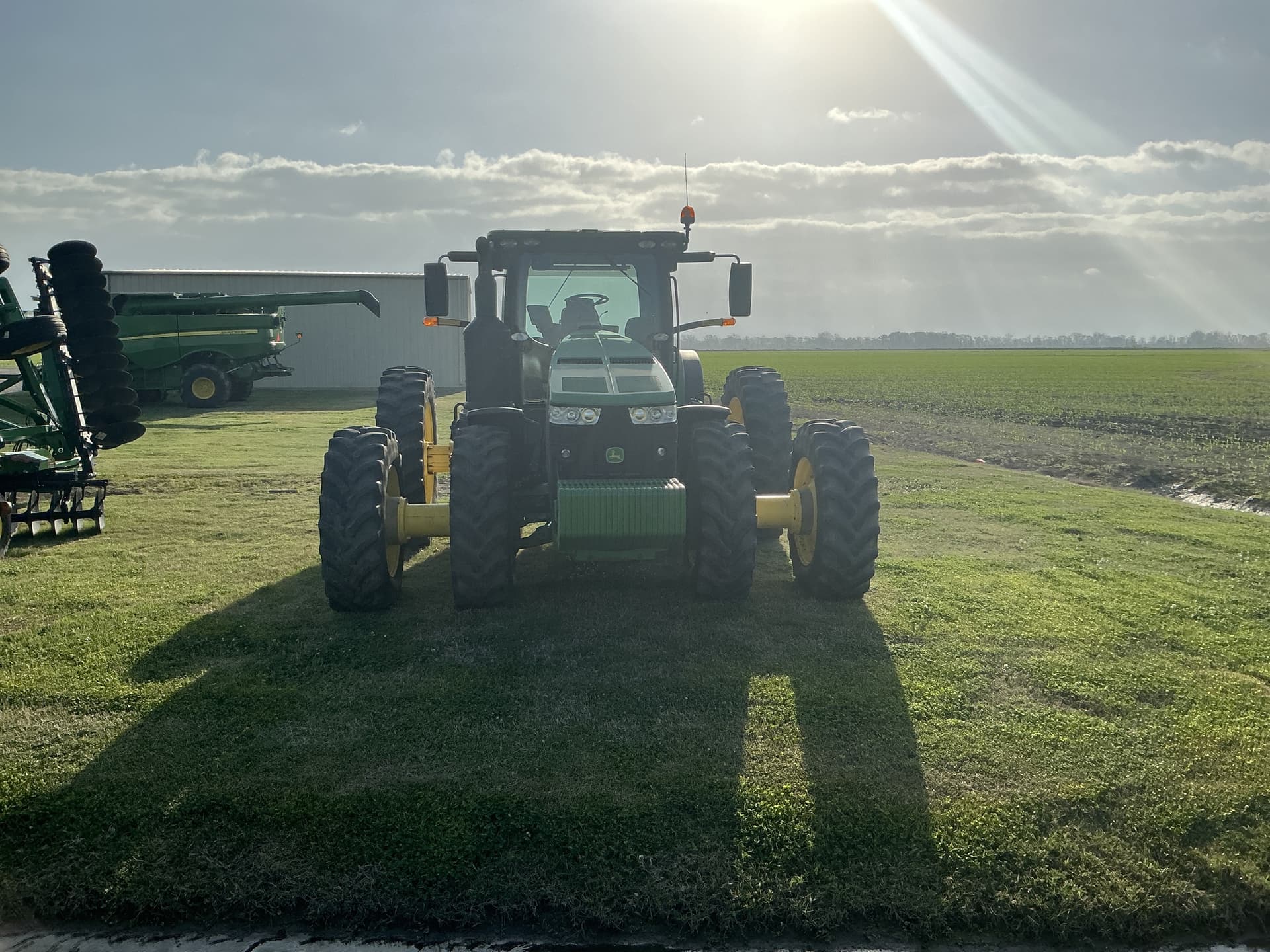 2018 John Deere 8295R Image