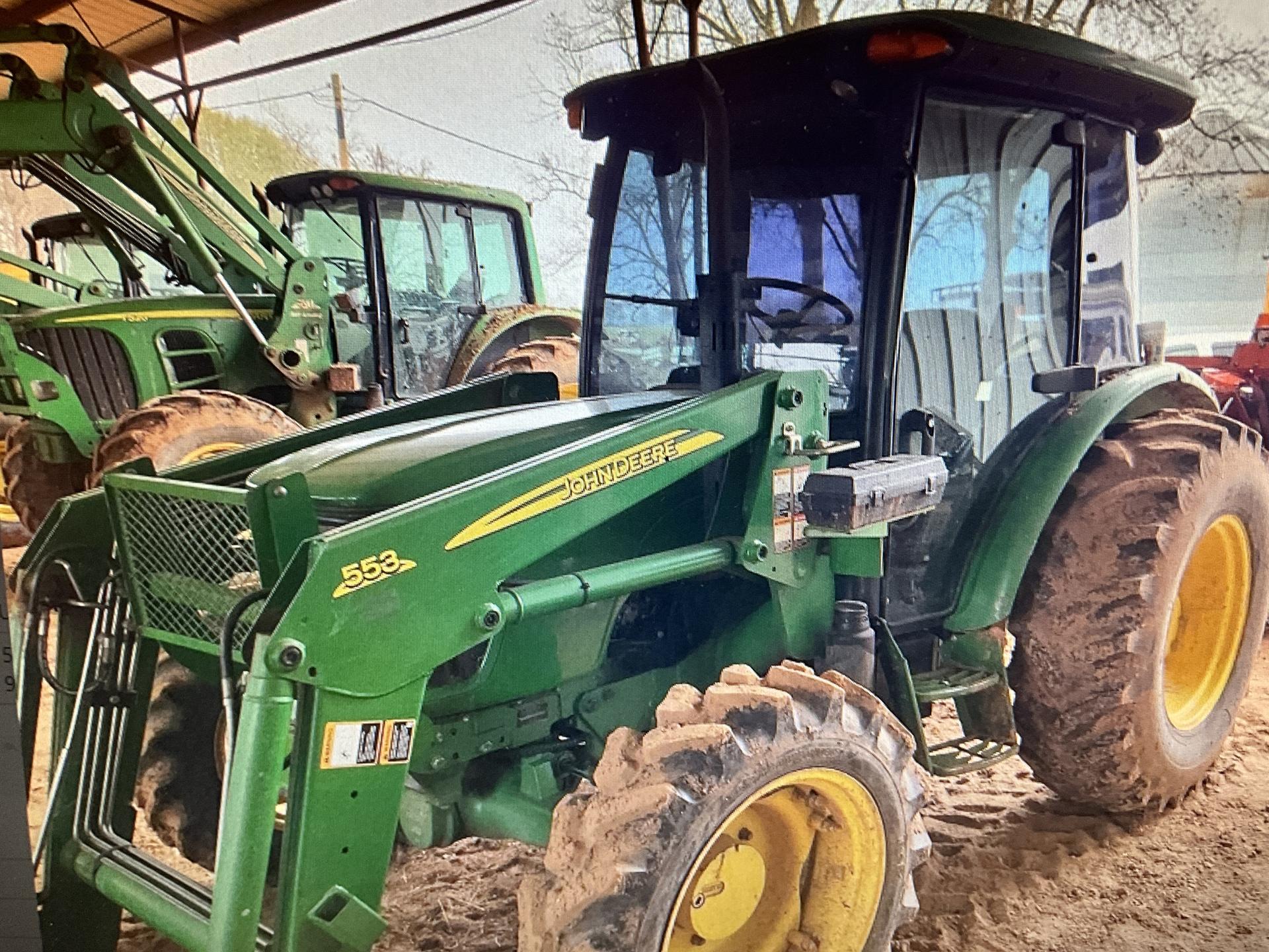 2014 John Deere 5075E