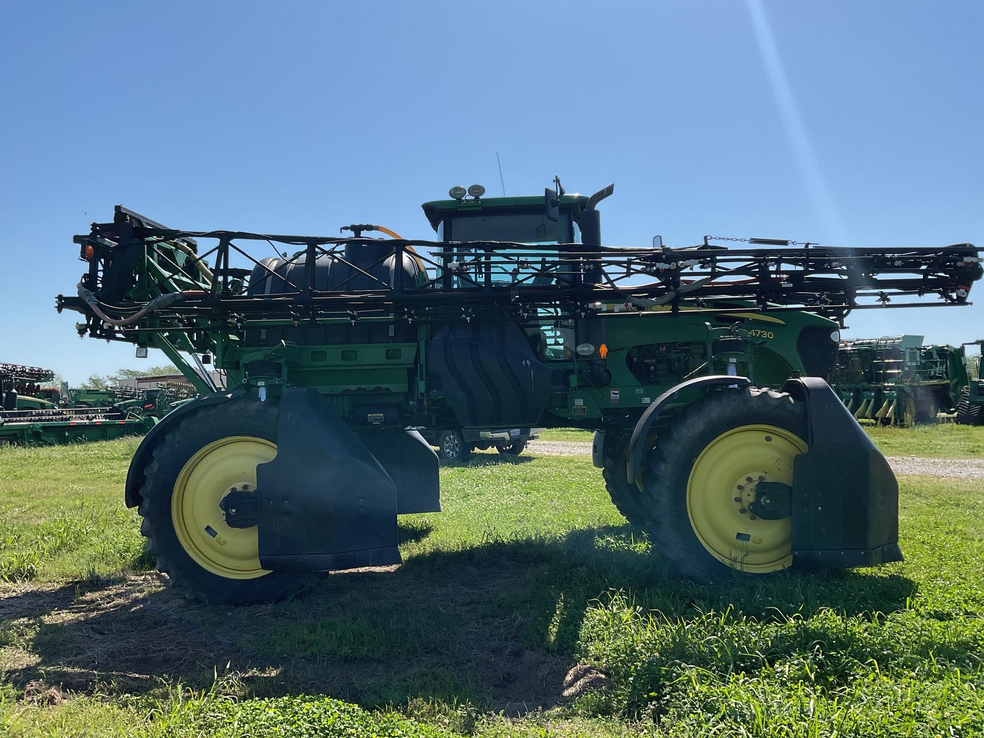 2012 John Deere 4730