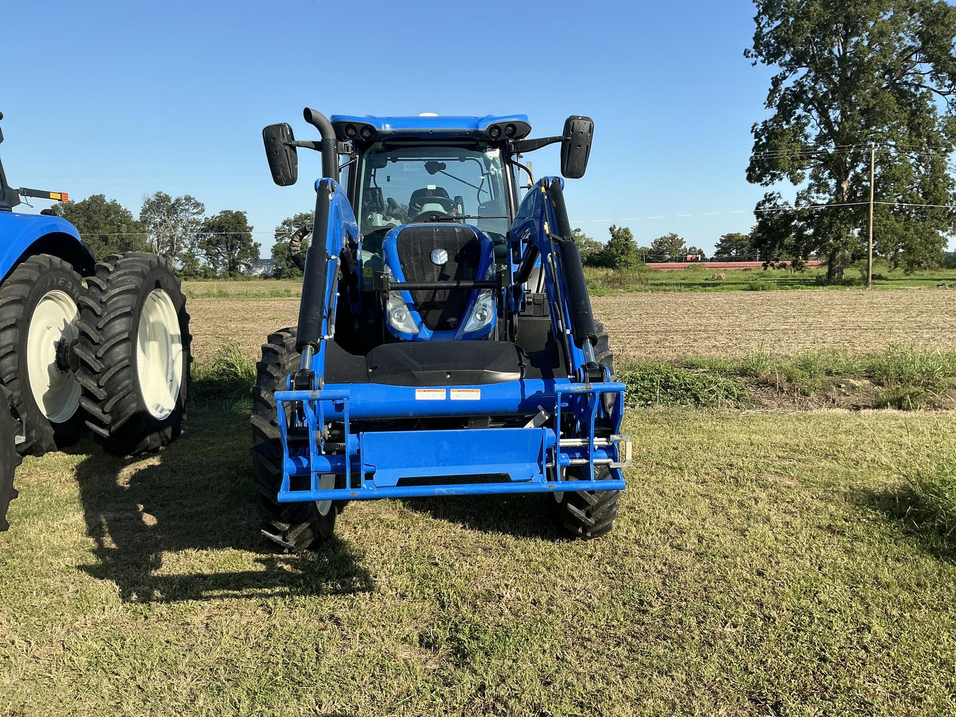 2023 New Holland T7.210